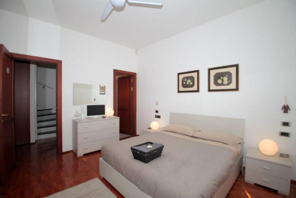 Bed and Breakfast Casa Ceruti Villa Guardia Экстерьер фото